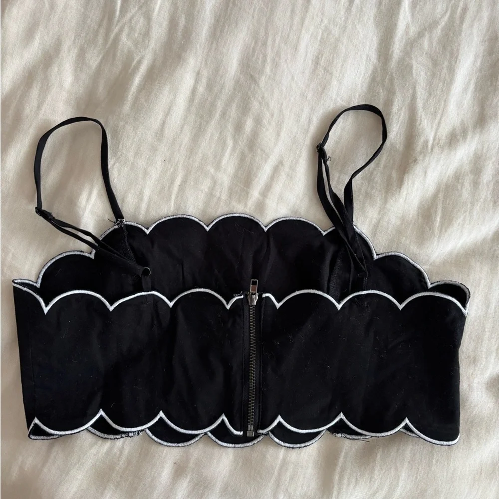 Wayf | Two Piece matching set, midi skirt and crop top with scalloped edging - Picture 3 of 8